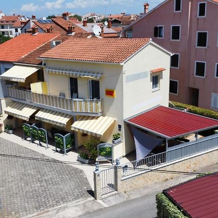 Apartmani Sojka 罗维尼 外观 照片