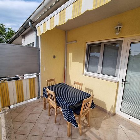Apartmani Sojka 罗维尼 外观 照片